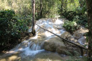 อุทยานแห่งชาติผาแดง