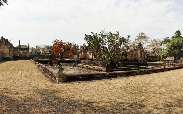 ปราสาทเมืองต่ำ