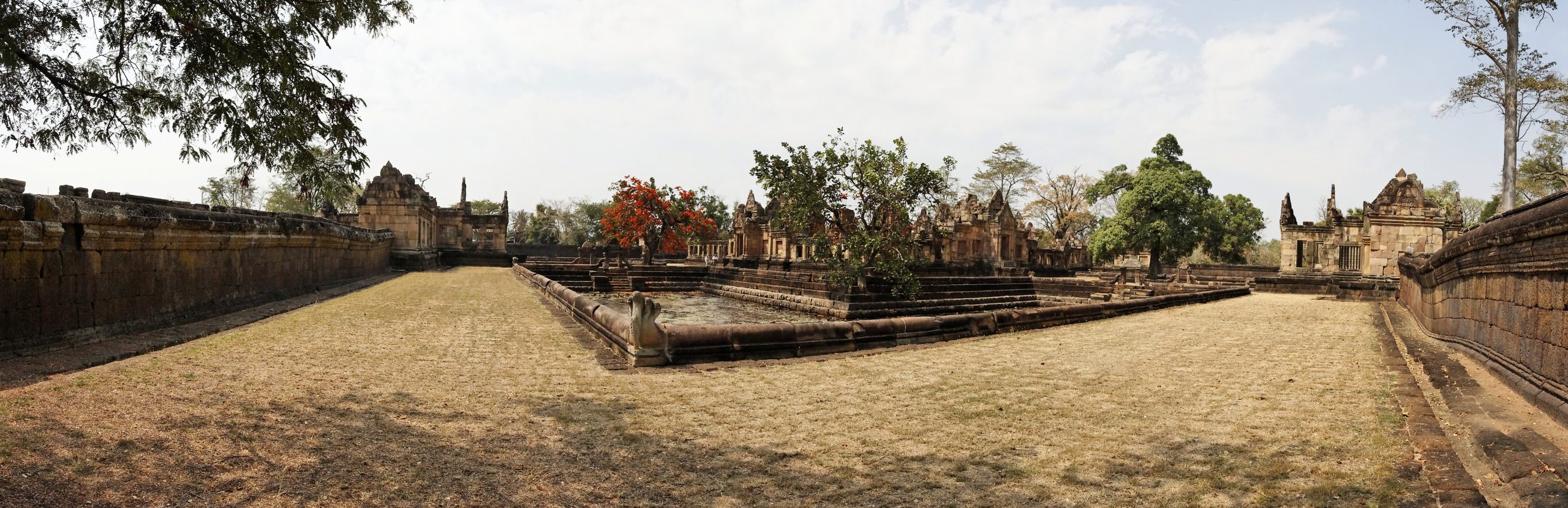 ปราสาทเมืองต่ำ