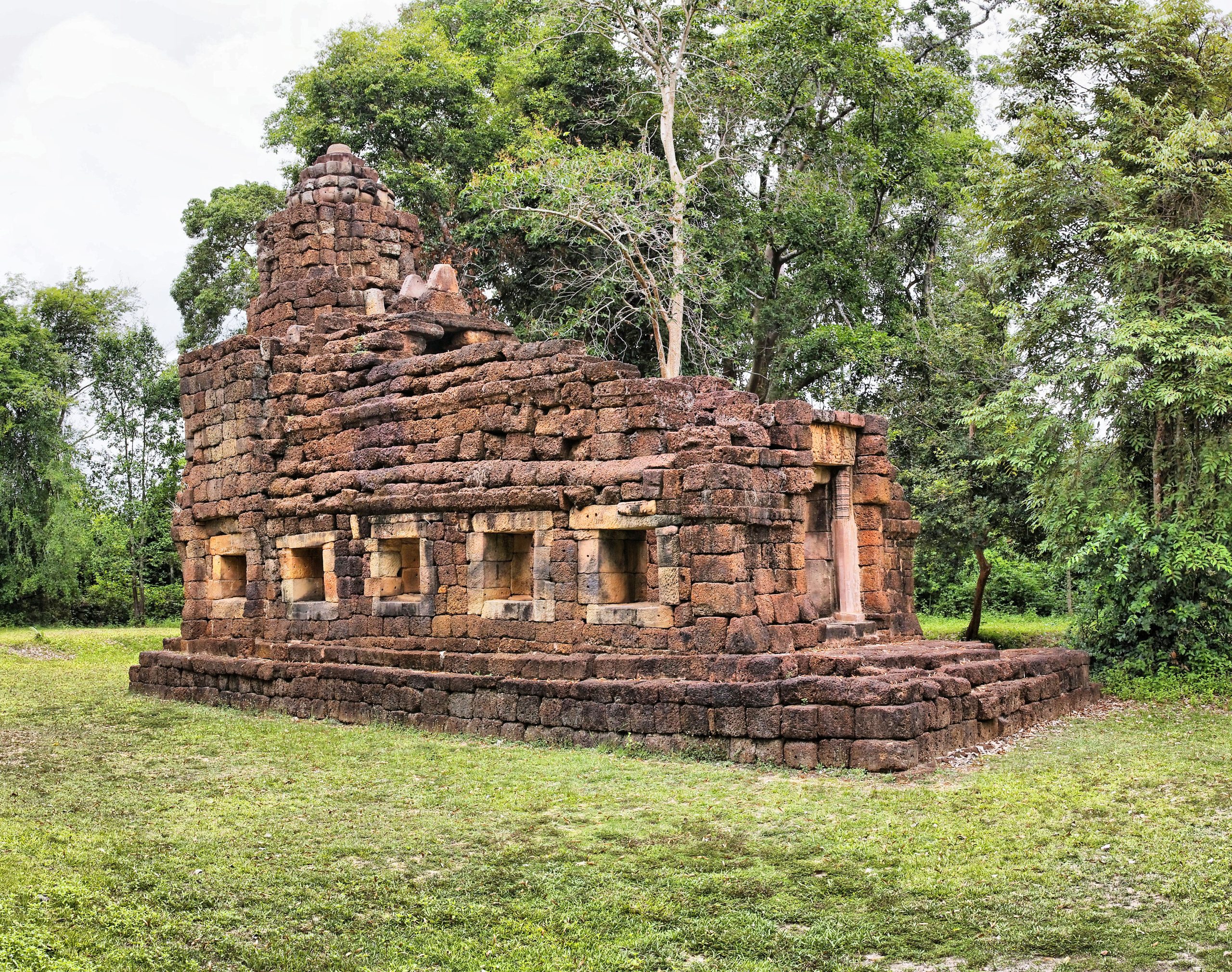 ปราสาทตาเมือน