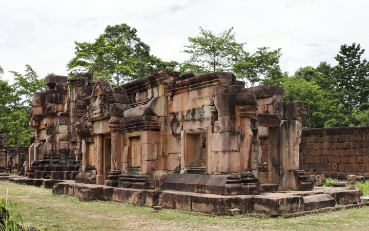 ปราสาทตาเมือนธม